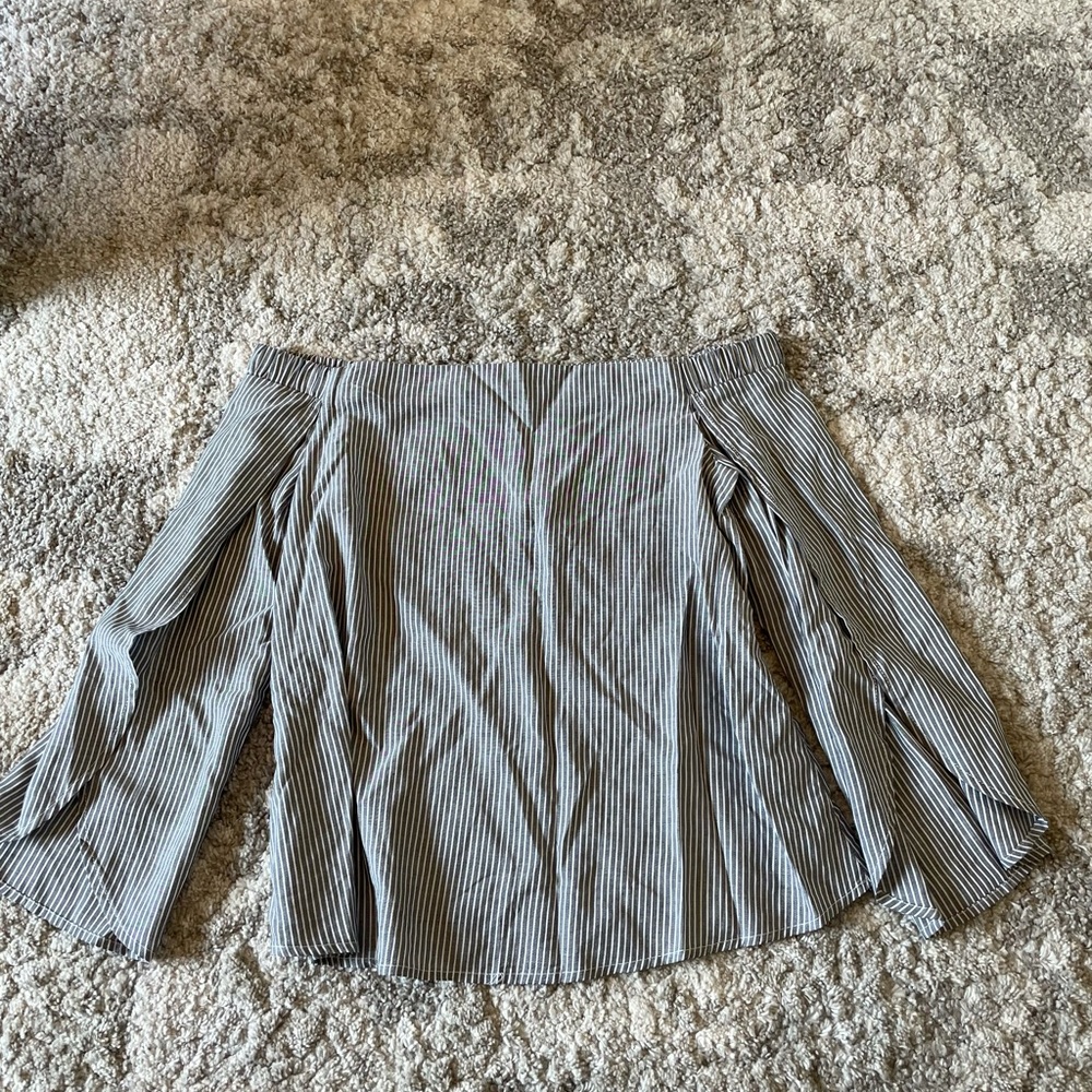 Off the should with open sleeve shirt